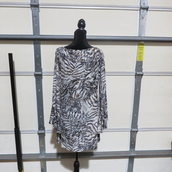 BOGO  Bronte mini dress long flare sleeves animal print size small stretch - Picture 6 of 8